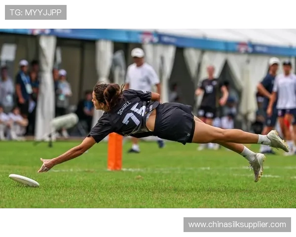 飞盘耐力大比拼广州飞盘队荣登榜首展现强劲实力