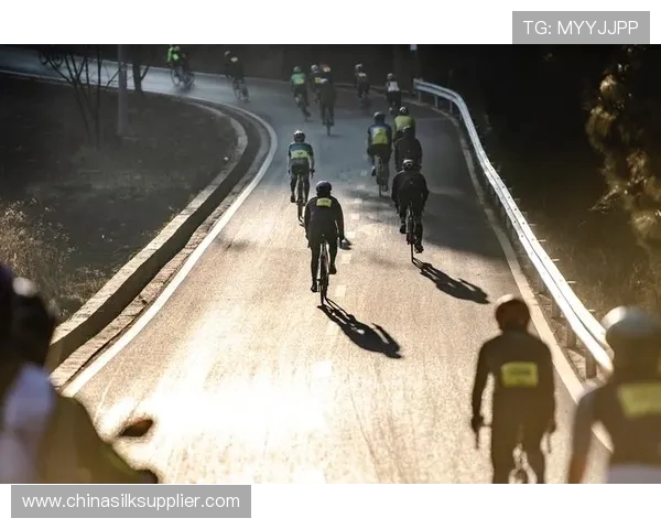 王强谈街舞之路:从热爱到职业的成长与挑战